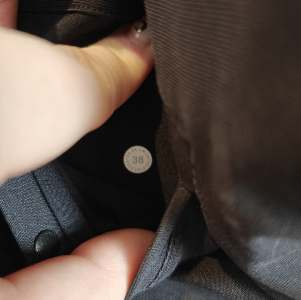 LULULEMON Men's Dress Pants Commission Or ABCs - Picture 7 of 7